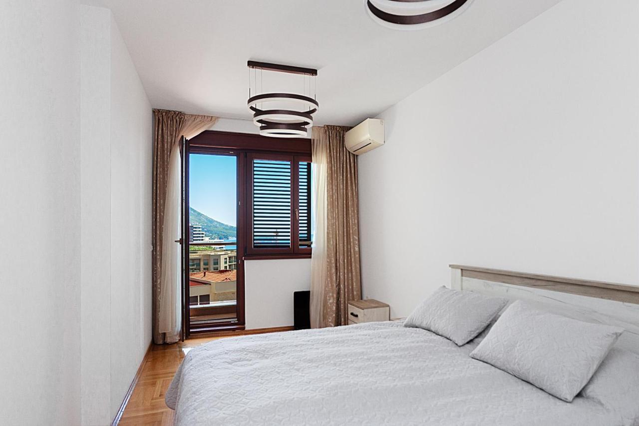 Three Bedroom Spacious Apartment Anatolia Budva Extérieur photo
