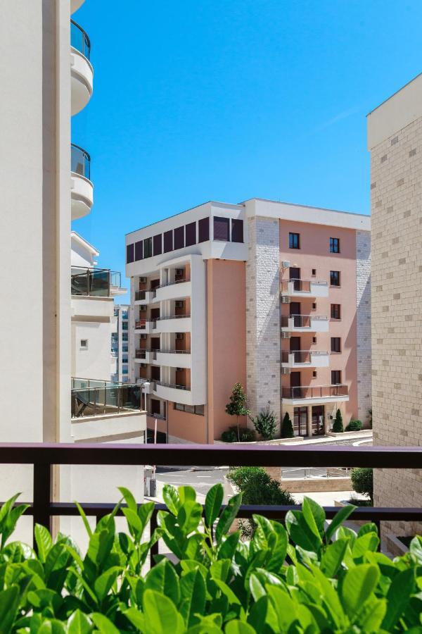 Three Bedroom Spacious Apartment Anatolia Budva Extérieur photo