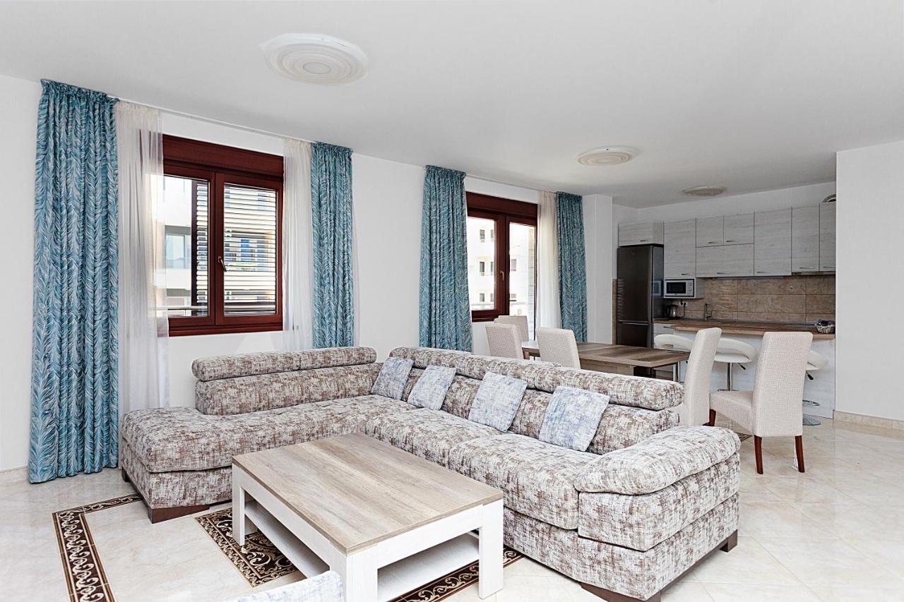 Three Bedroom Spacious Apartment Anatolia Budva Extérieur photo